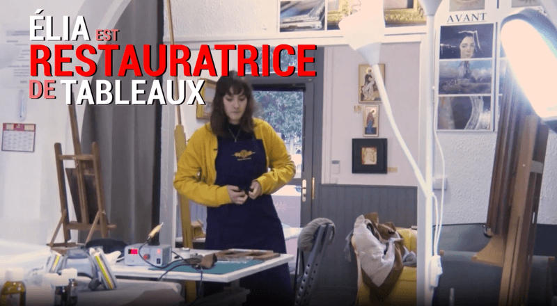 Restauratrice de tableaux