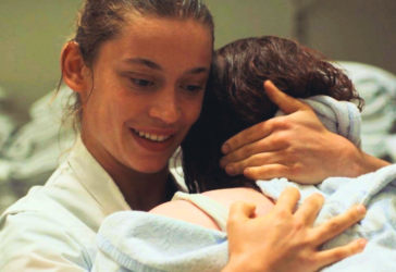 Infirmière en psychiatrie : découvrir un métier essentiel avec le film "Au bord du monde"