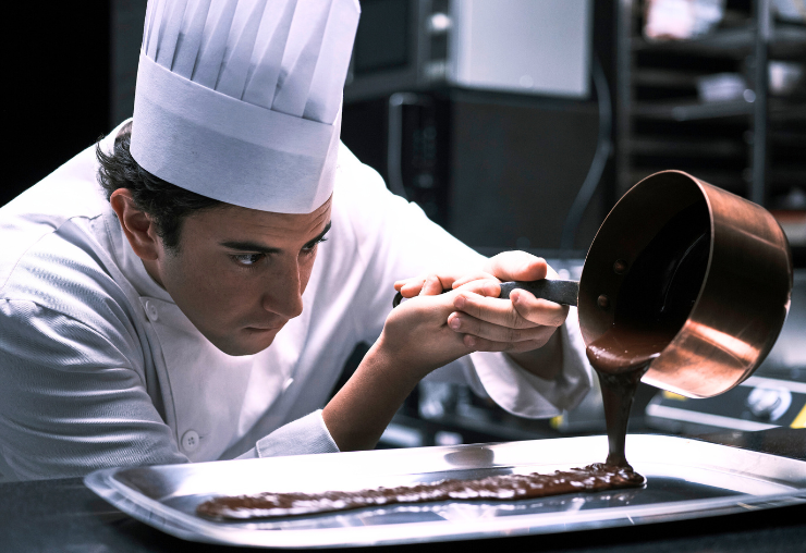 De la passion au métier : devenir pâtissier avec "À la belle étoile"