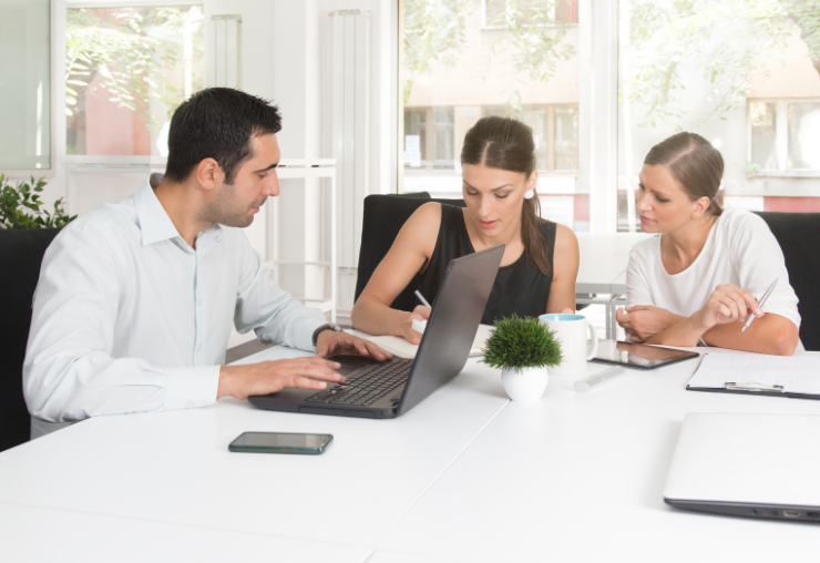 Upskilling et reskilling : comprendre et anticiper les métiers de demain