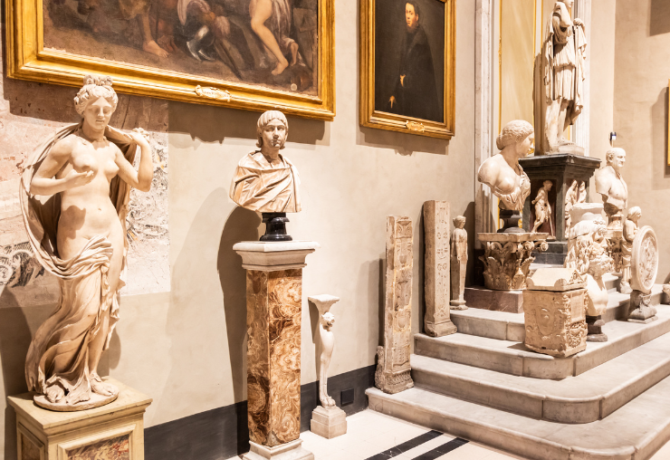 Les métiers des musées : découvrez les formations et débouchés